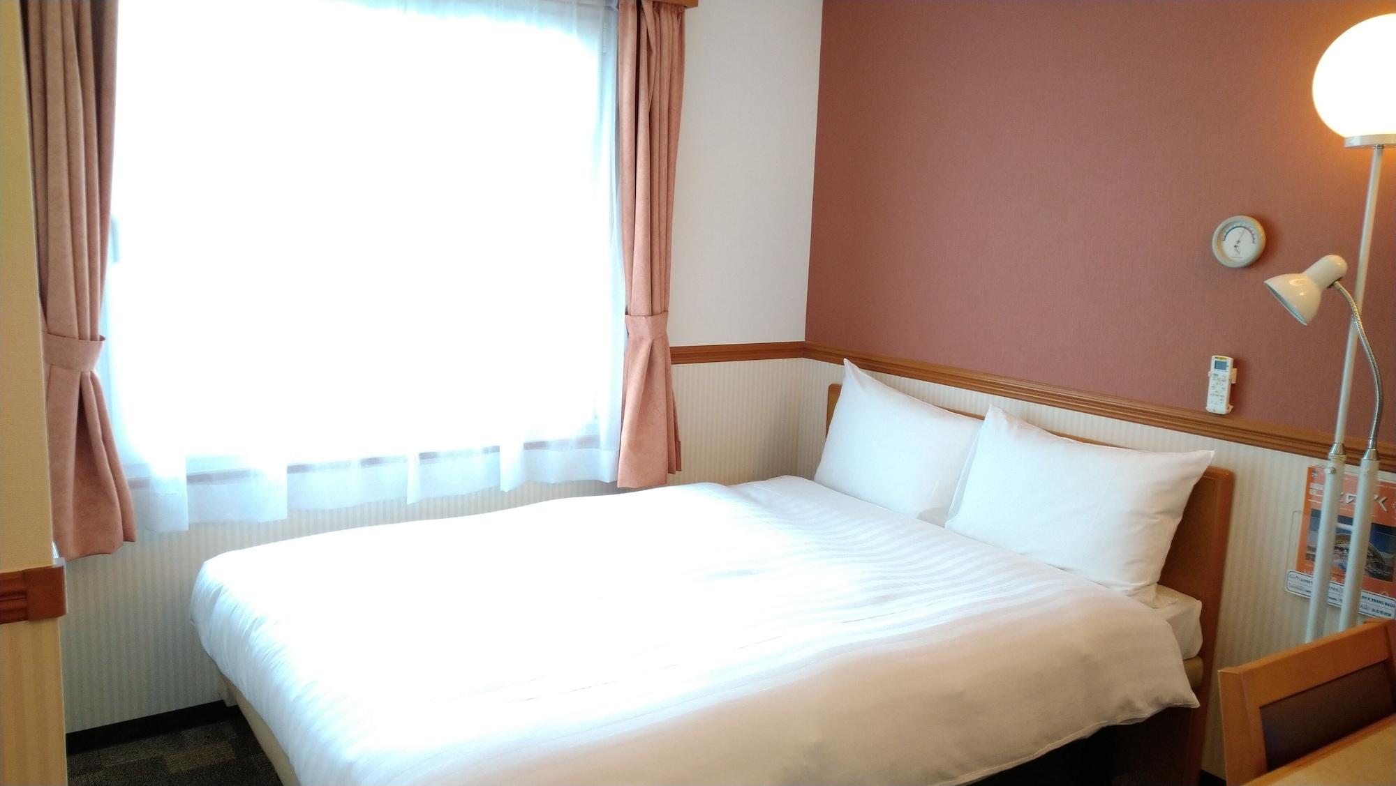 Toyoko Inn Osaka Umeda Higashi Экстерьер фото